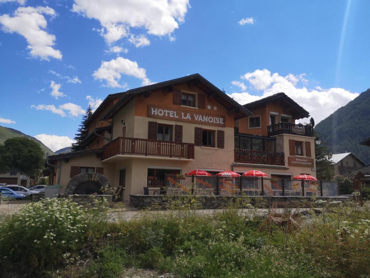 Hotel La Vanoise Bessans Exterior photo