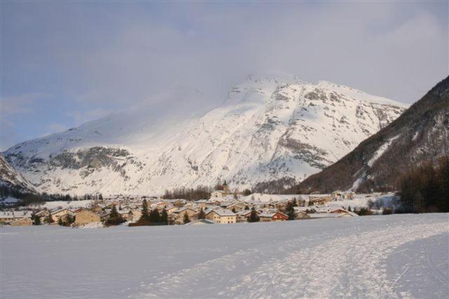 Hotel La Vanoise Bessans Exterior photo